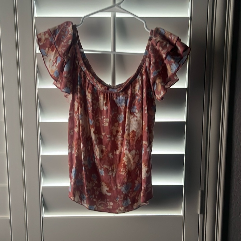 Pink flower top